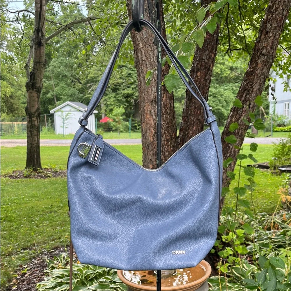 Brand New Without Tags DKNY handbag - Picture 1 of 9